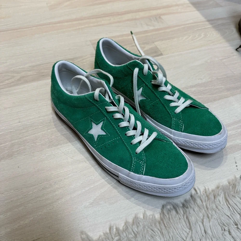 Used - Picture 2 of 3